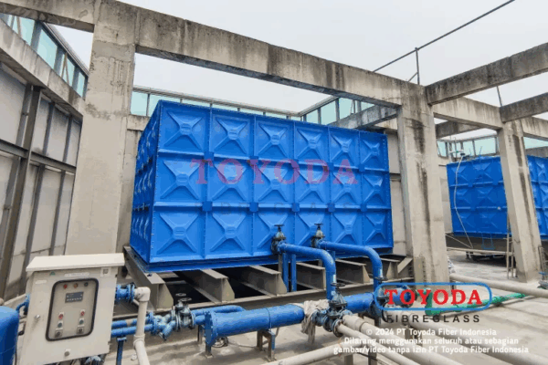 paneltank2-KY4hjQ7C