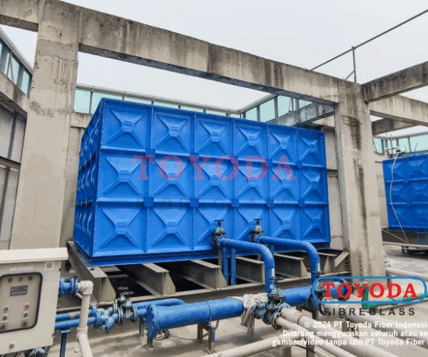 paneltank2-KY4hjQ7C
